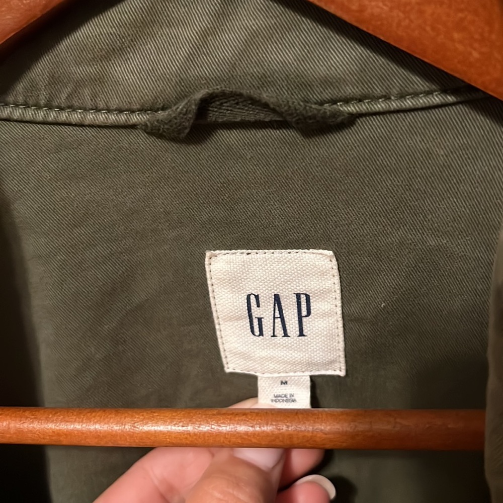 Women’s Gap Jacket Size Medium - image 2